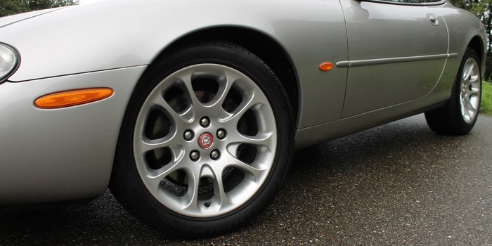Jaguar XKR